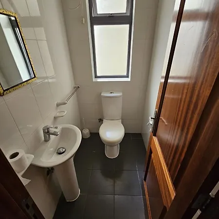Apartment Close To Sea Front - Central